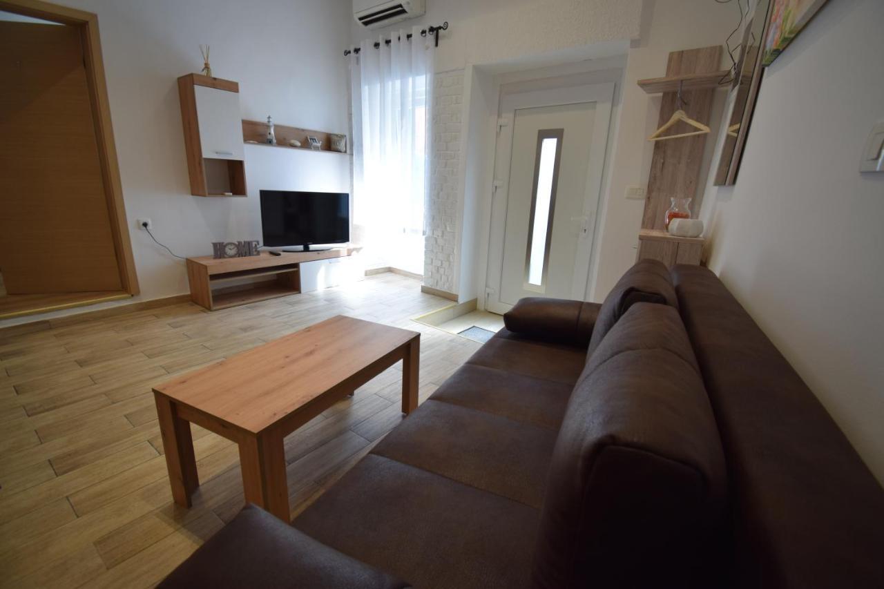City Core Apartment Κόπερ Εξωτερικό φωτογραφία