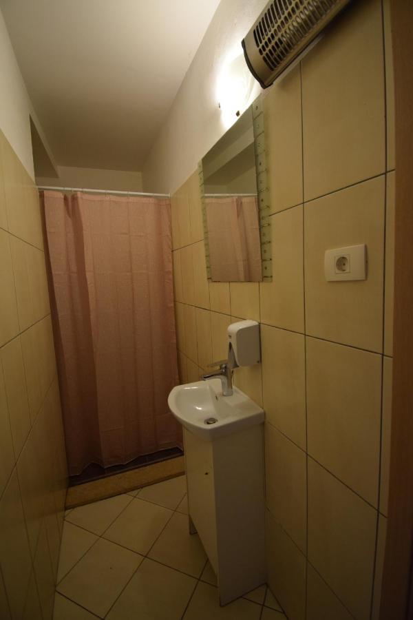 City Core Apartment Κόπερ Εξωτερικό φωτογραφία